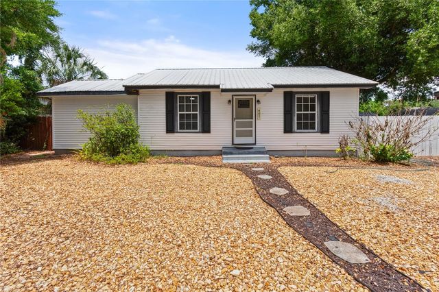407 E POLK AVENUE, Lake Wales, FL 33853
