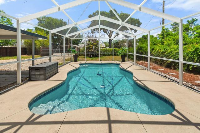 407 E POLK AVENUE, Lake Wales, FL 33853