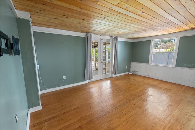 407 E POLK AVENUE, Lake Wales, FL 33853