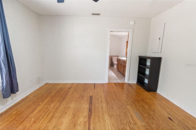 407 E POLK AVENUE, Lake Wales, FL 33853