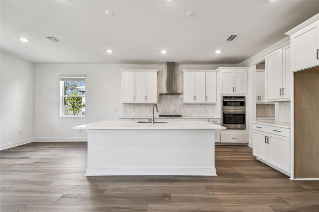 7579 SEAHAWK AVENUE, Sarasota, FL 34241