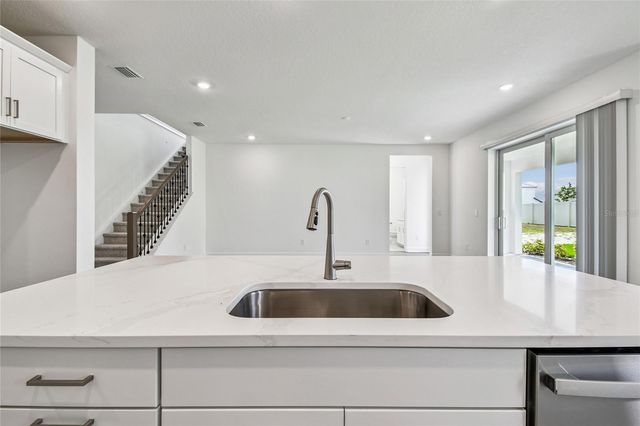 7579 SEAHAWK AVENUE, Sarasota, FL 34241