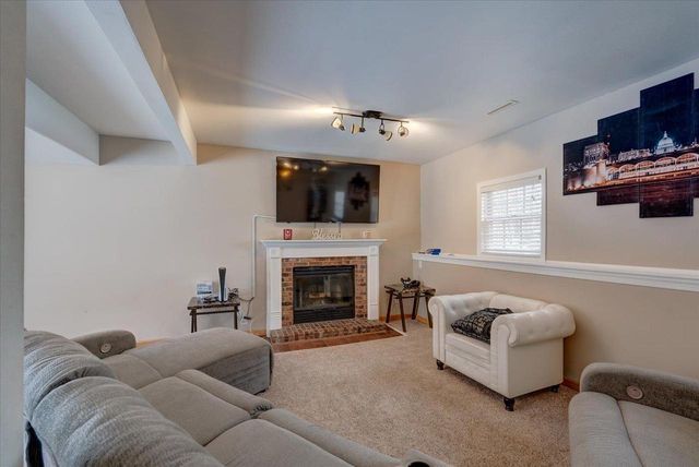 14 Sedona Court, Madison, WI 53719