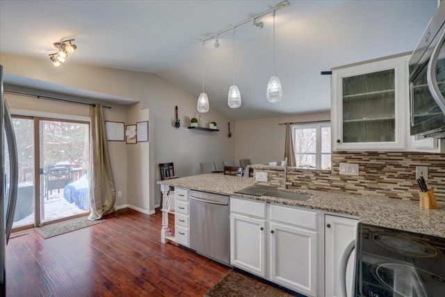 14 Sedona Court, Madison, WI 53719