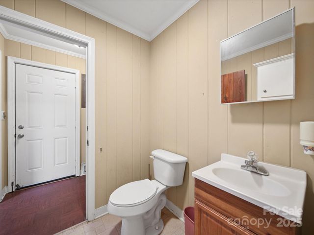 202 Greenwood Lane, Wadesboro, NC 28170