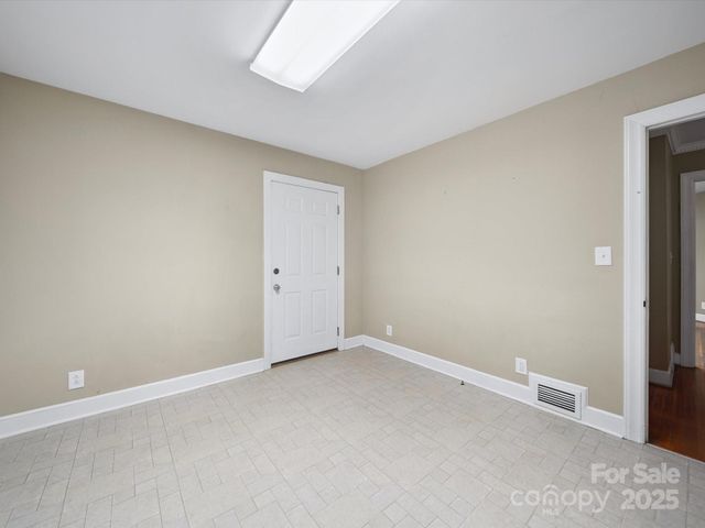 202 Greenwood Lane, Wadesboro, NC 28170