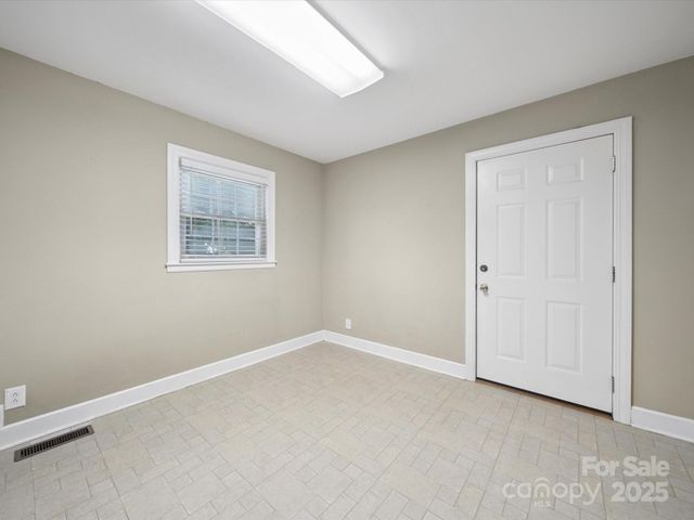 202 Greenwood Lane, Wadesboro, NC 28170