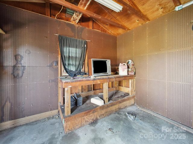 202 Greenwood Lane, Wadesboro, NC 28170