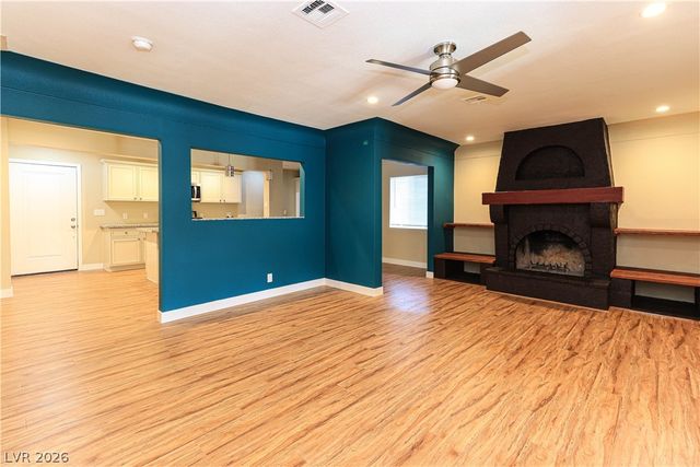 2100 SANTA YNEZ Drive, Las Vegas, NV 89104