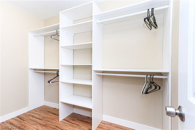 2100 SANTA YNEZ Drive, Las Vegas, NV 89104