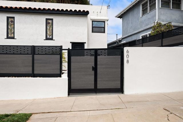 608 Forward Street, La Jolla, CA 92037