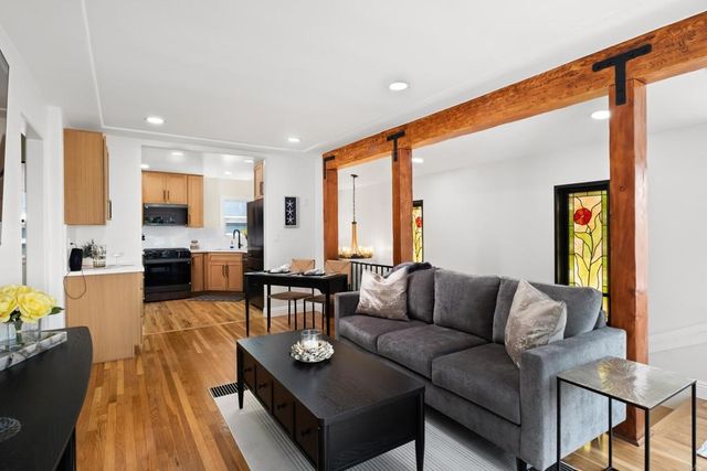 608 Forward Street, La Jolla, CA 92037