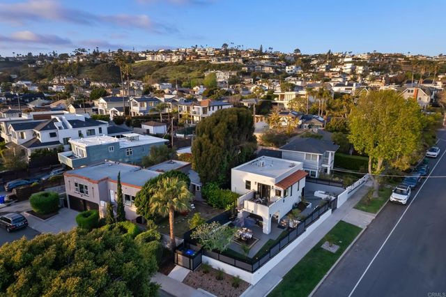 608 Forward Street, La Jolla, CA 92037