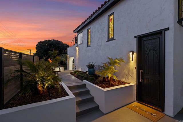 608 Forward Street, La Jolla, CA 92037