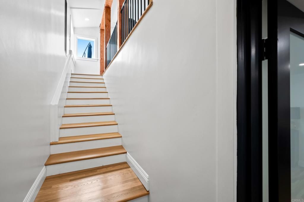 Image 26 of property listing at 608 Forward Street, La Jolla, CA 92037