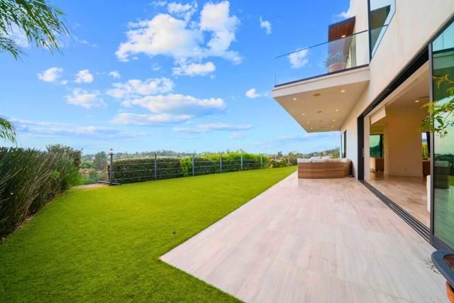 2170 Via Nina, La Jolla (san Diego), CA 92037