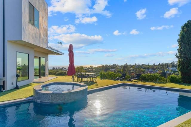 2170 Via Nina, La Jolla (san Diego), CA 92037