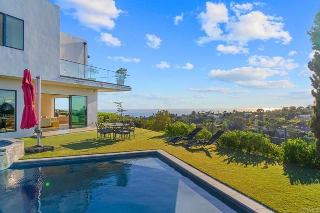 2170 Via Nina, La Jolla (san Diego), CA 92037