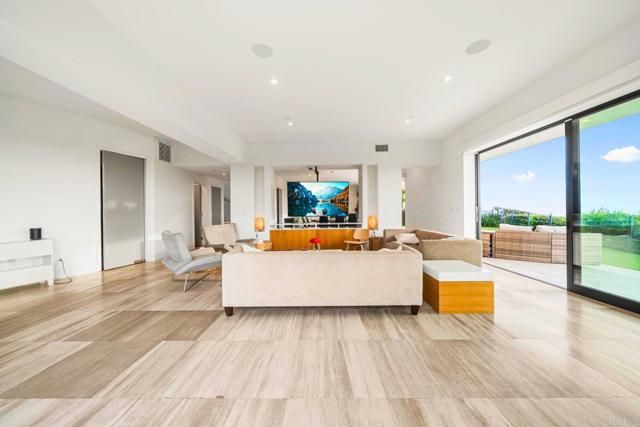 2170 Via Nina, La Jolla (san Diego), CA 92037