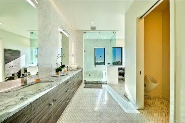 2170 Via Nina, La Jolla (san Diego), CA 92037