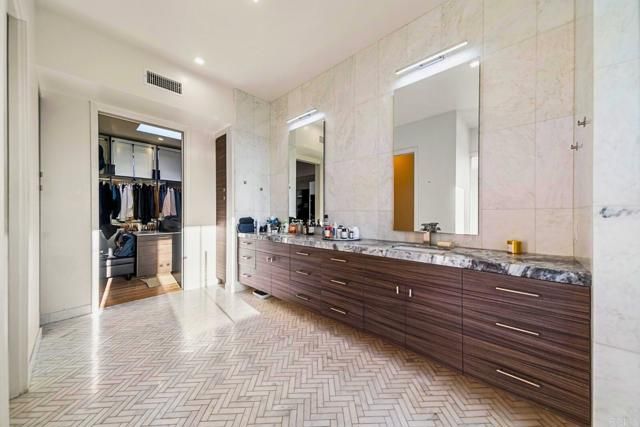 2170 Via Nina, La Jolla (san Diego), CA 92037