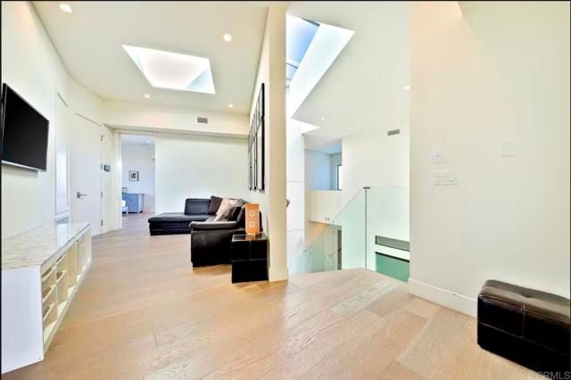 2170 Via Nina, La Jolla (san Diego), CA 92037