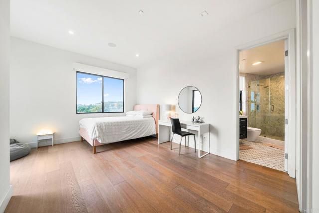 2170 Via Nina, La Jolla (san Diego), CA 92037