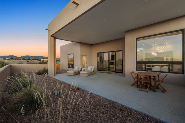 73 Condesa Road, Santa Fe, NM 87508