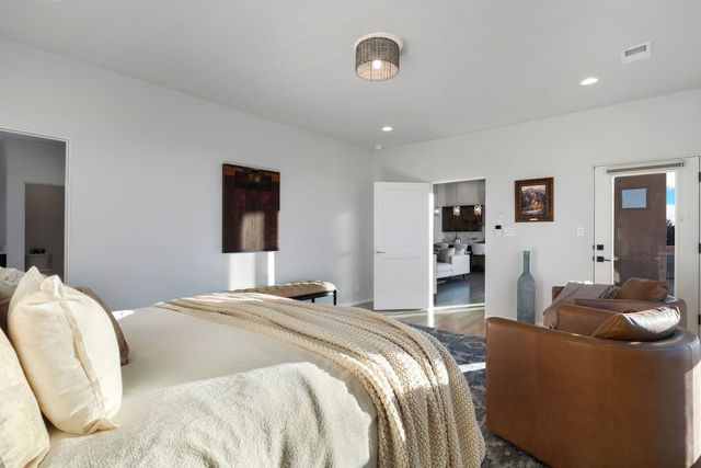 73 Condesa Road, Santa Fe, NM 87508