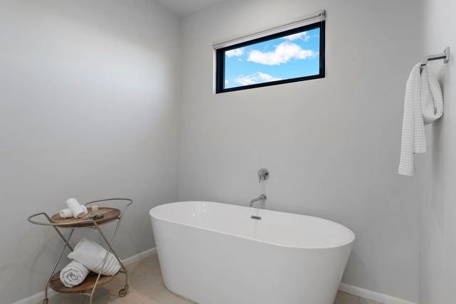 73 Condesa Road, Santa Fe, NM 87508