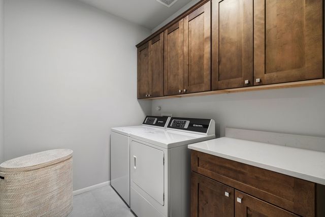 73 Condesa Road, Santa Fe, NM 87508