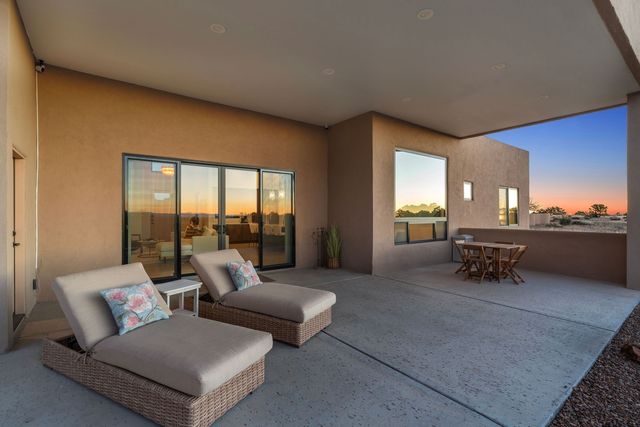 73 Condesa Road, Santa Fe, NM 87508