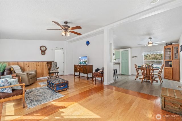 18618 27th Street NW, Lakebay, WA 98349