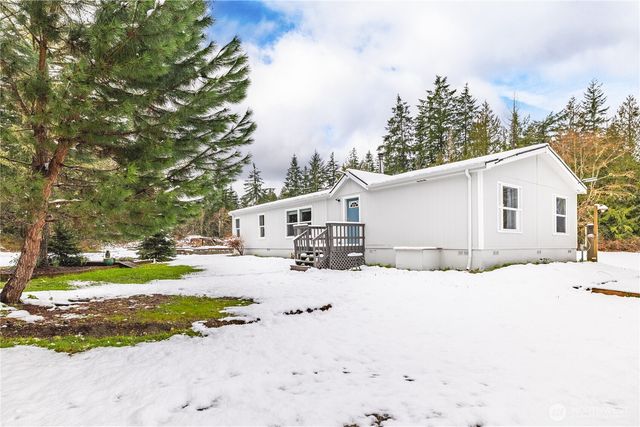 18618 27th Street NW, Lakebay, WA 98349