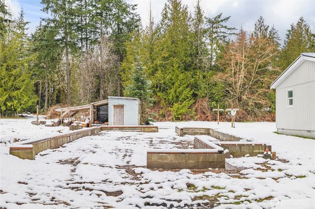 18618 27th Street NW, Lakebay, WA 98349