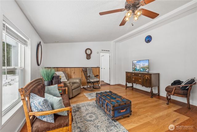 18618 27th Street NW, Lakebay, WA 98349