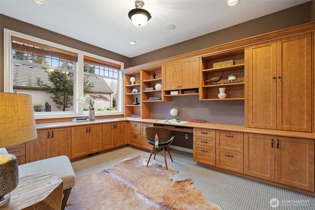 3135 NW Lacamas Drive, Camas, WA 98607