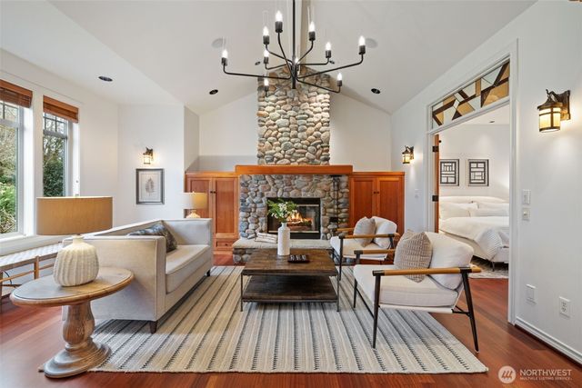 3135 NW Lacamas Drive, Camas, WA 98607