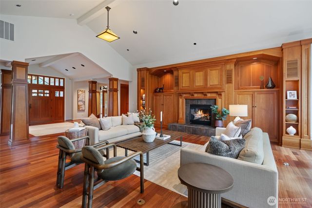3135 NW Lacamas Drive, Camas, WA 98607