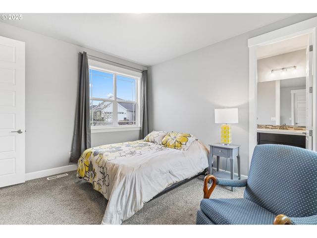 1627 SILVERSTONE Dr, Forest Grove, OR 97116