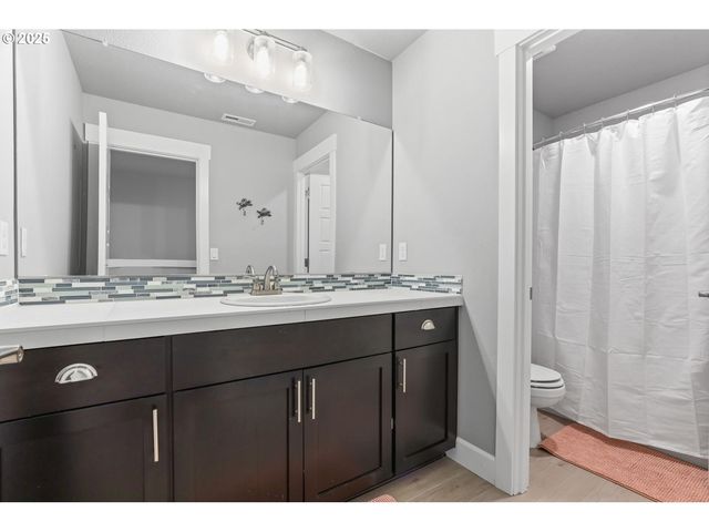 1627 SILVERSTONE Dr, Forest Grove, OR 97116