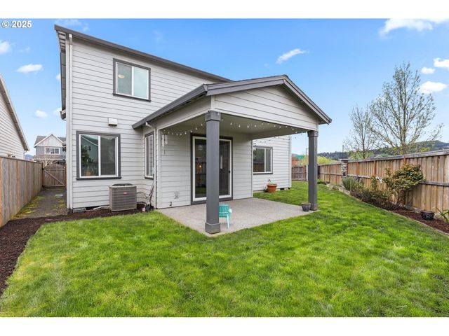 1627 SILVERSTONE Dr, Forest Grove, OR 97116