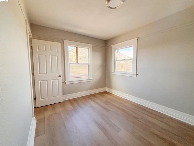 2417 Sonoma Blvd, Vallejo, CA 94590