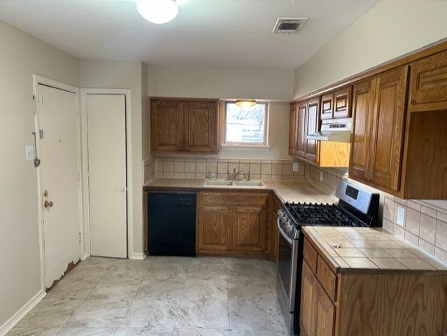 303 S Ballard Avenue, Wylie, TX 75098