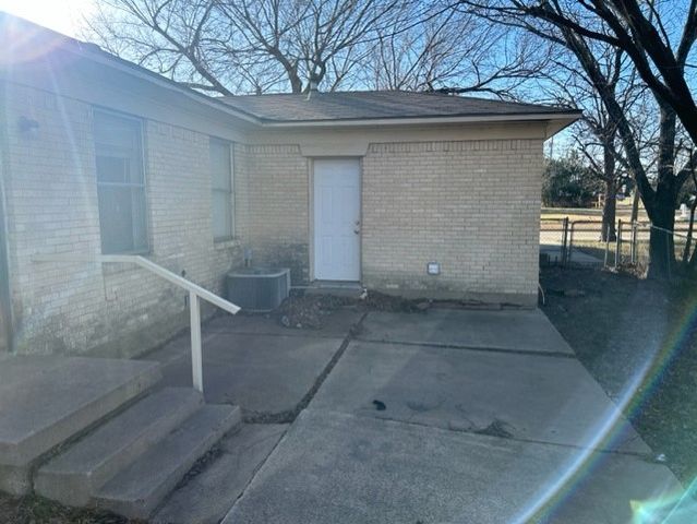 303 S Ballard Avenue, Wylie, TX 75098