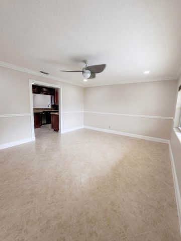 9585 Affirmed Lane, Boca Raton, FL 33496