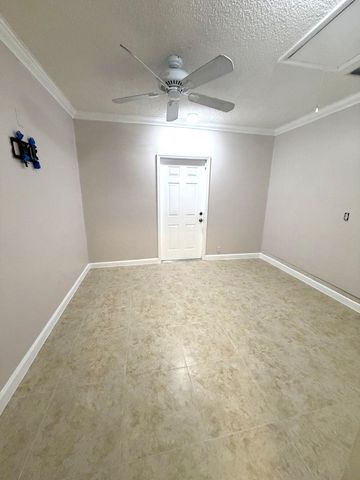 9585 Affirmed Lane, Boca Raton, FL 33496