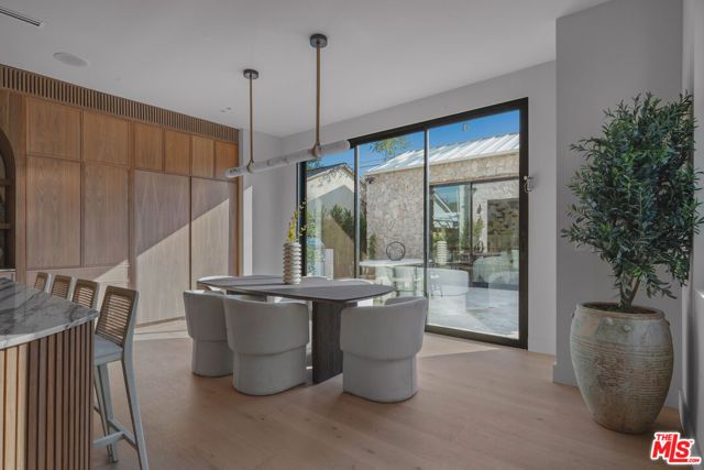 14000 Otsego Street, Sherman Oaks, CA 91423