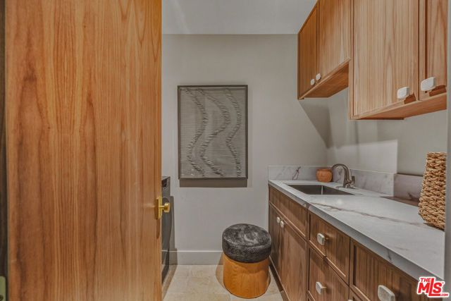 14000 Otsego Street, Sherman Oaks, CA 91423