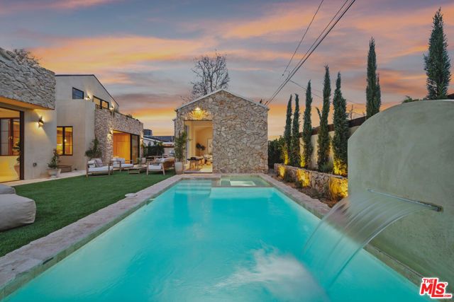 14000 Otsego Street, Sherman Oaks, CA 91423